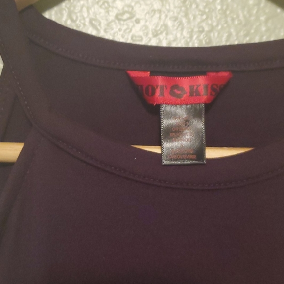 Top - Picture 2 of 3